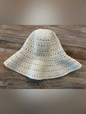 Divided by H&M Floppy Braided Paper Straw Hat Size S/M Small Medium Cream Ivory